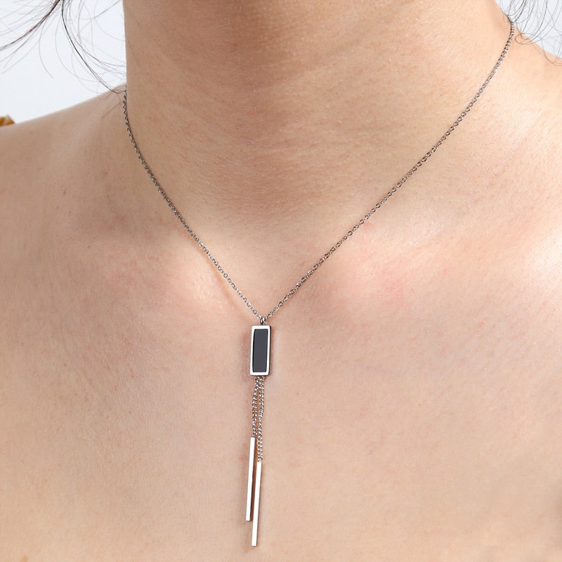New Arrival  Women's Elegant Black Square Hanging Double Chain Pendant Necklace