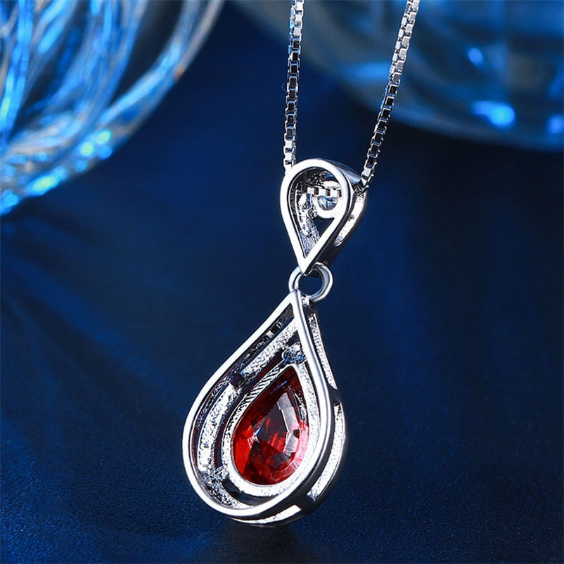 Trendy Women's  Luxury Red Stone Necklace