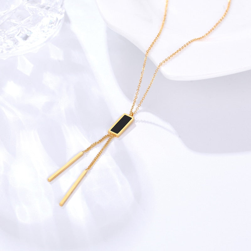 New Arrival  Women's Elegant Black Square Hanging Double Chain Pendant Necklace