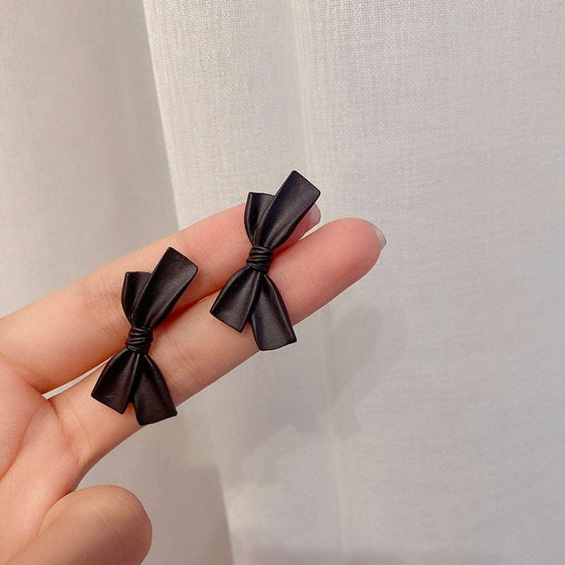 Women's Vintage Love Heart Hanging Dangle Ear Piercings