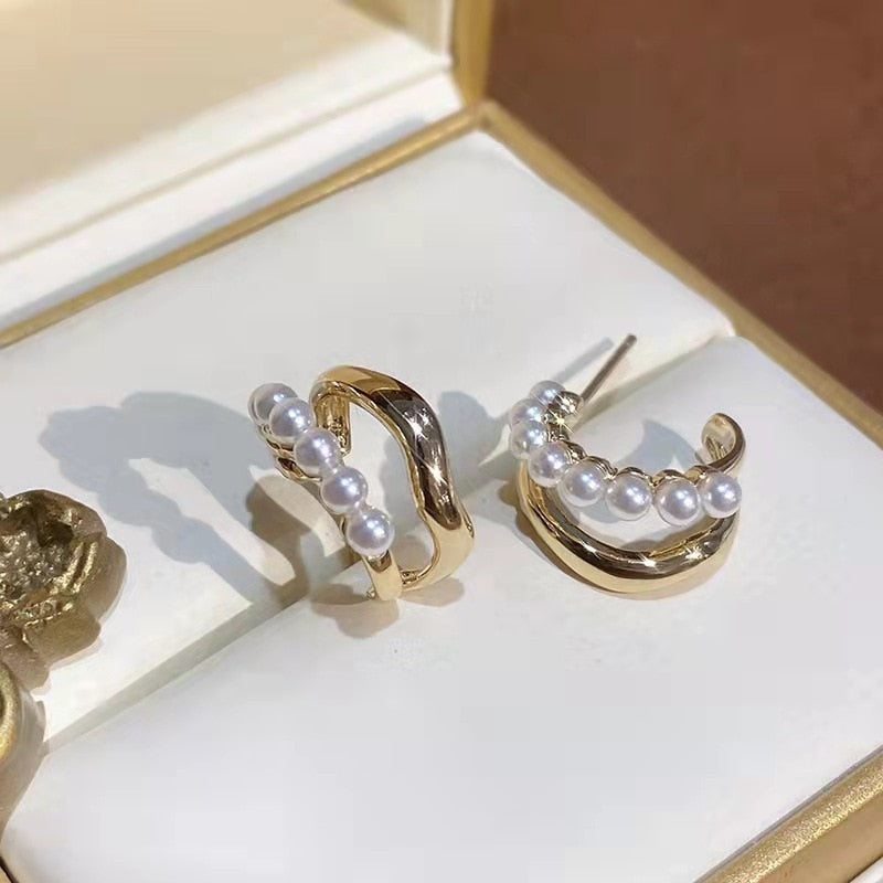 Women's Trendy Style Stud Ear Piercing