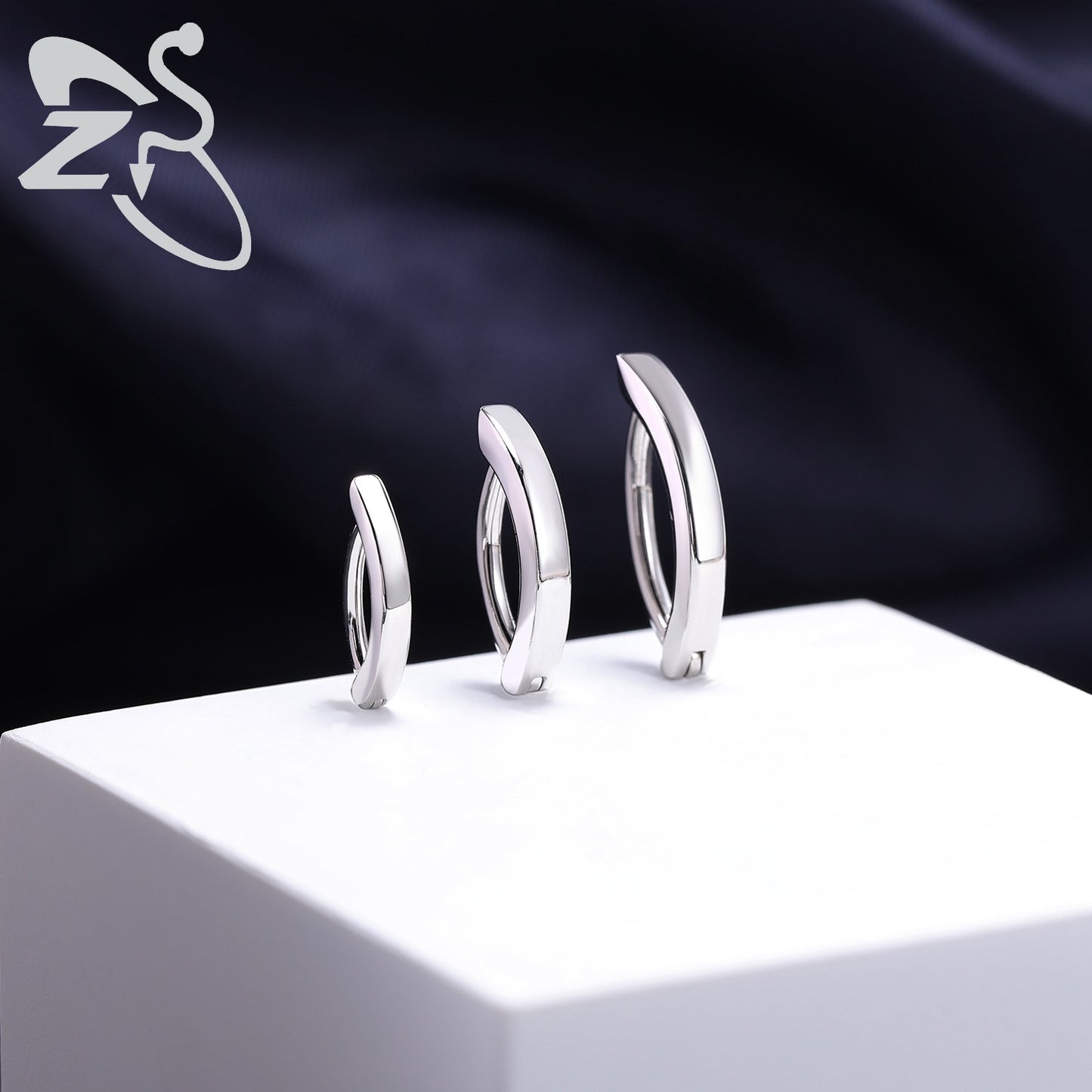 Women's Trendy Navel Piercings