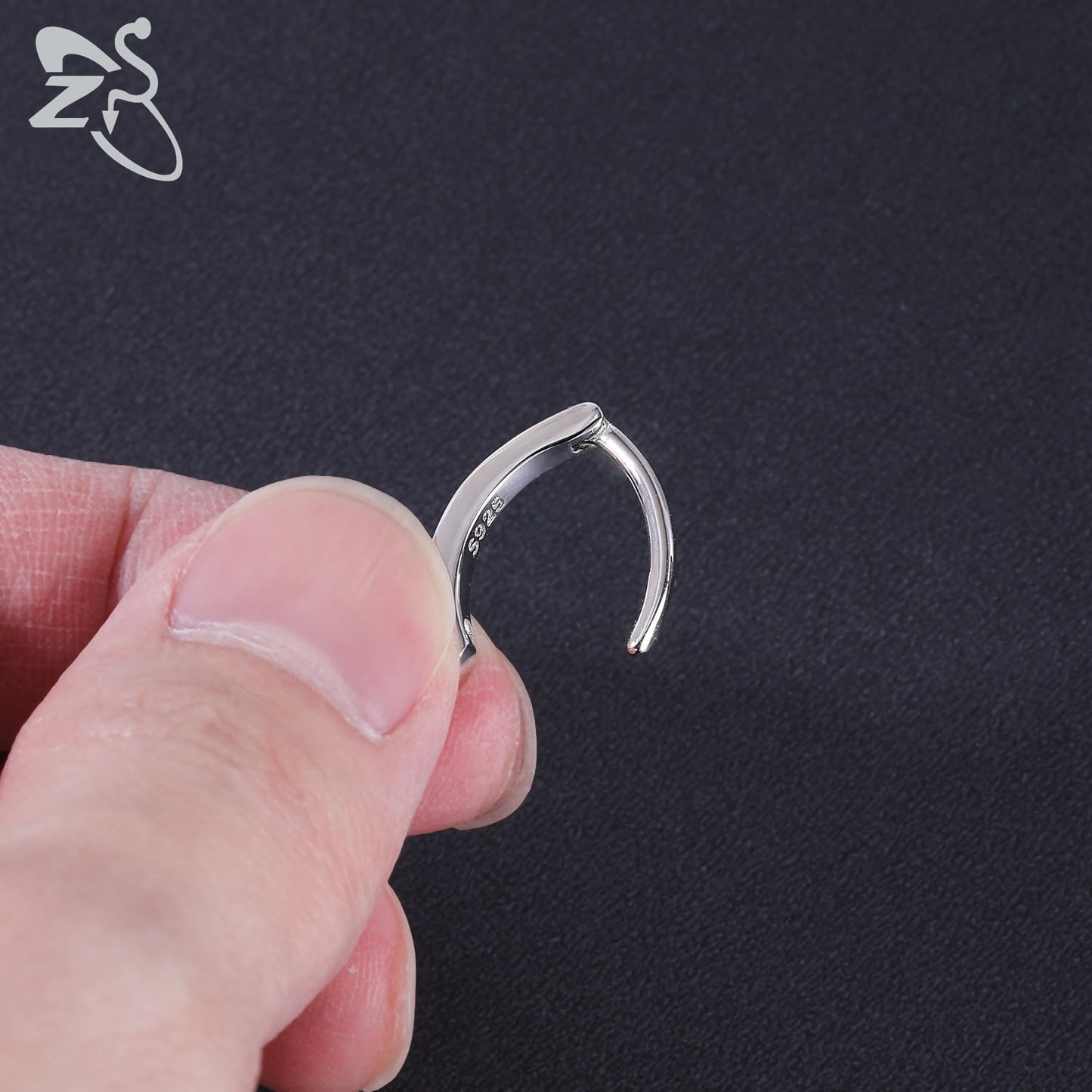 Women's Trendy Navel Piercings